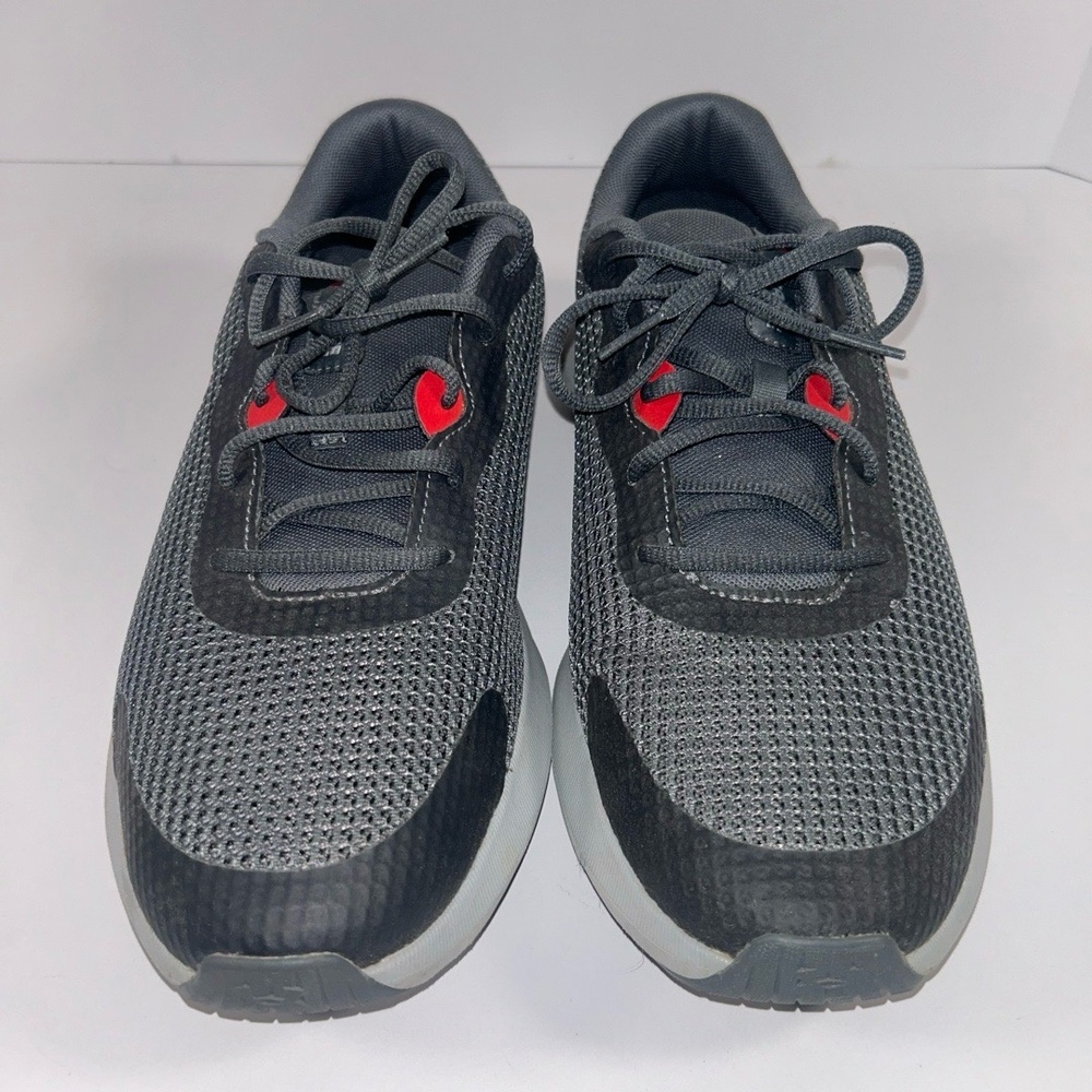 Under Armour Surge 3 Mens Running Shoes Size 12 Grey Red Mesh Upper Sporty - Picture 4 of 9